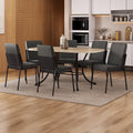 Conjunto de jantar Manila com mesa retangular off white e 6 cadeiras estofadas, ambientado com tapete e vasos sobre a mesa